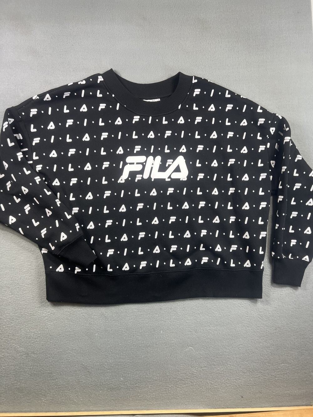 Fila Women's 2XL Black Cropped Sweatshirt with Logo Print Streetwear - Picture 1 of 7